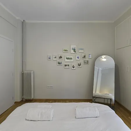 Modern 1bdr With Balcony